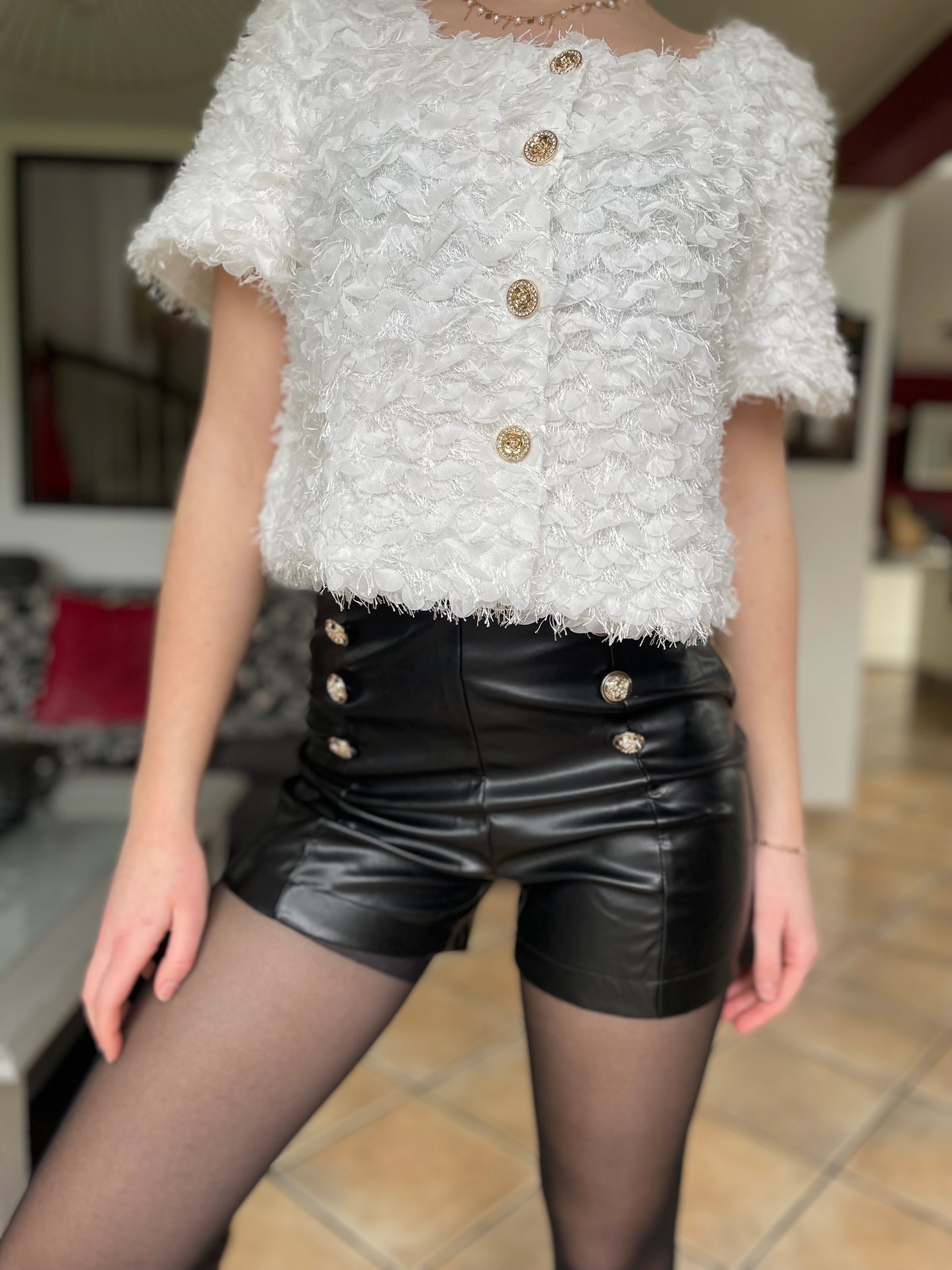 Short en similicuir