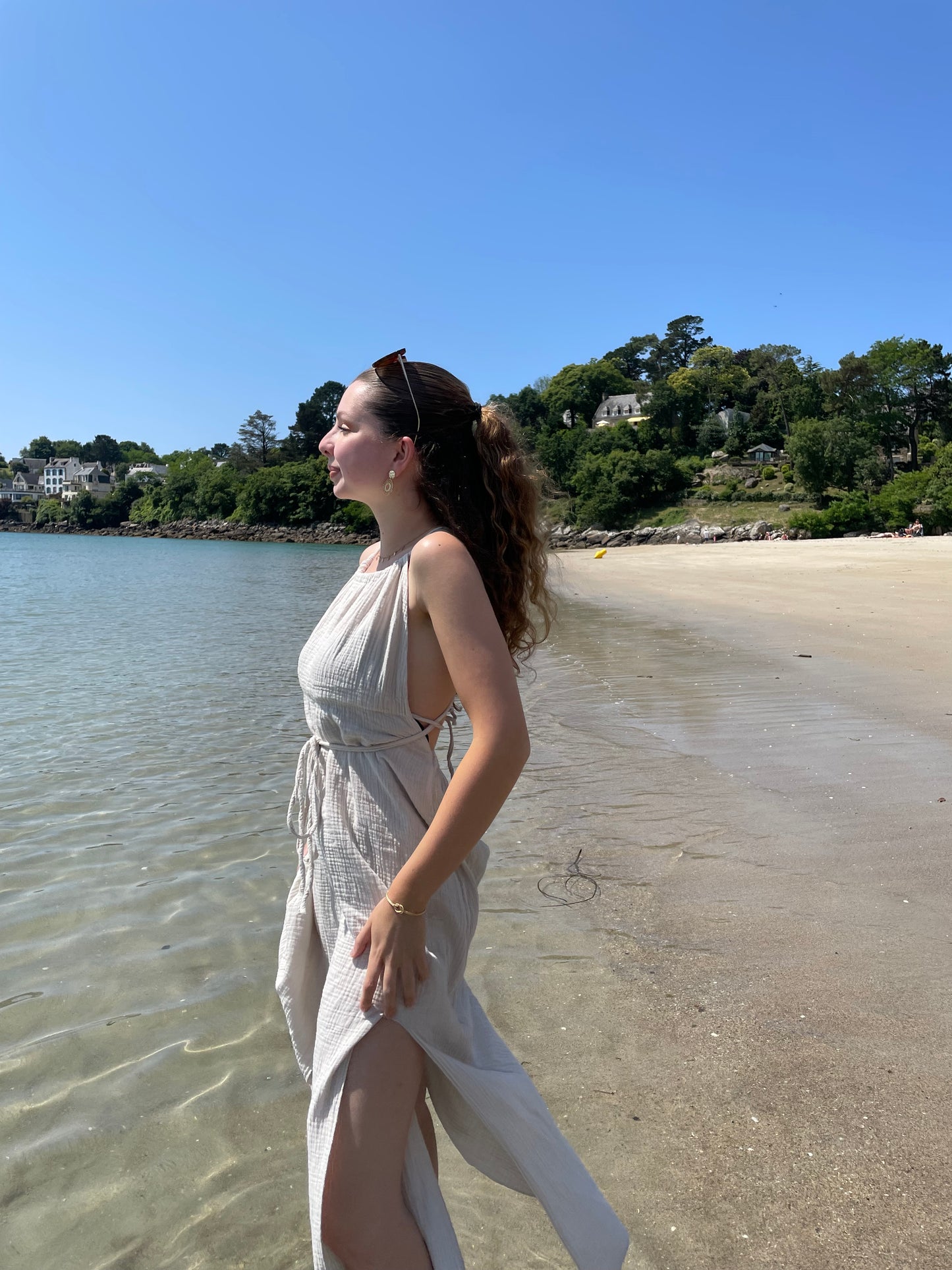 Robe dos nue beige